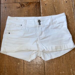 Indigo Rein - White short Shorts (Size 7)